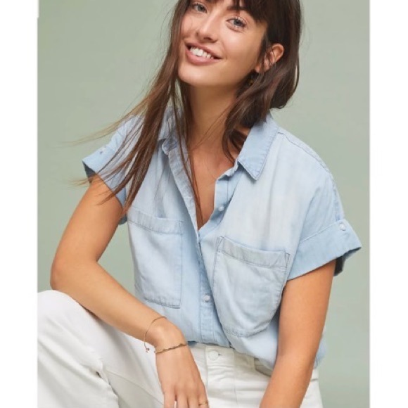 cloth & stone Tops - Cloth & Stone Laredo Chambray Button Down Shirt XS